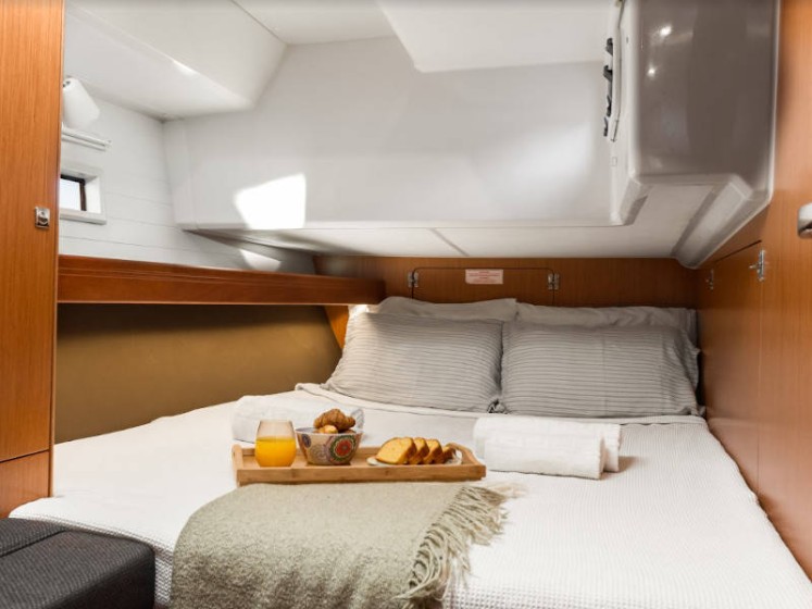 Bavaria 46 Cruiser - Boatscribe.com