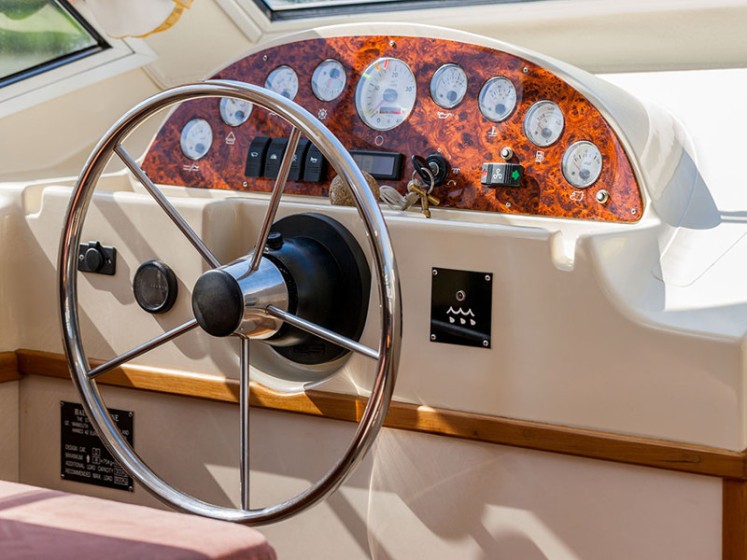 Europa 400 - Boatscribe.com