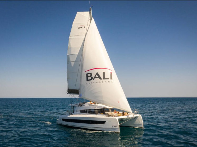 Bali 4.2 - Boatscribe.com