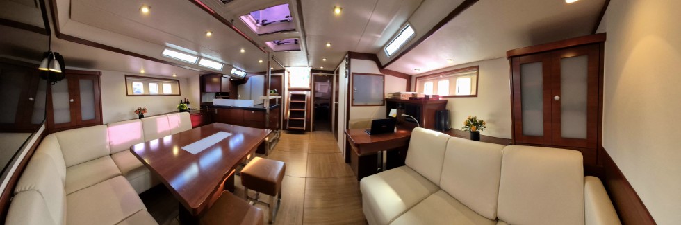 Hanse 630e - Boatscribe.com