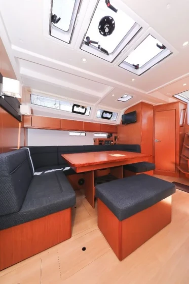 Bavaria 46 Cruiser - Boatscribe.com