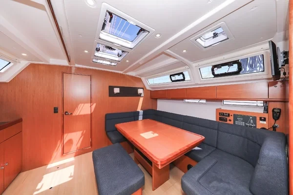 Bavaria 46 Cruiser - Boatscribe.com