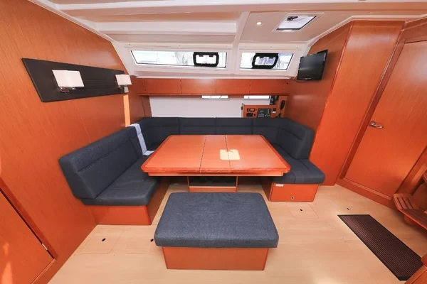 Bavaria 46 Cruiser - Boatscribe.com
