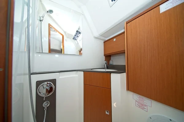 Bavaria 46 Cruiser - Boatscribe.com