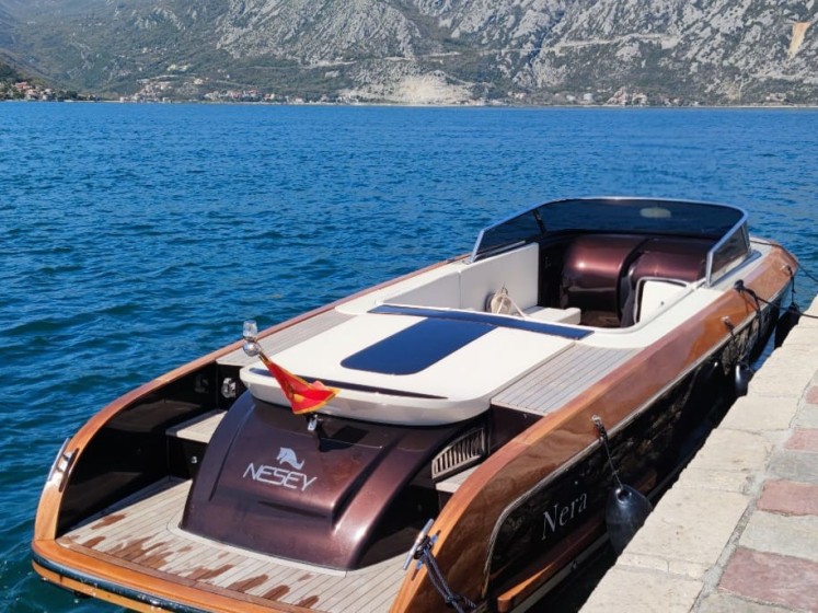 Motorboat - Boatscribe.com