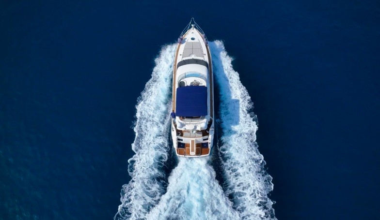 Fairline Squadron 55 - Boatscribe.com