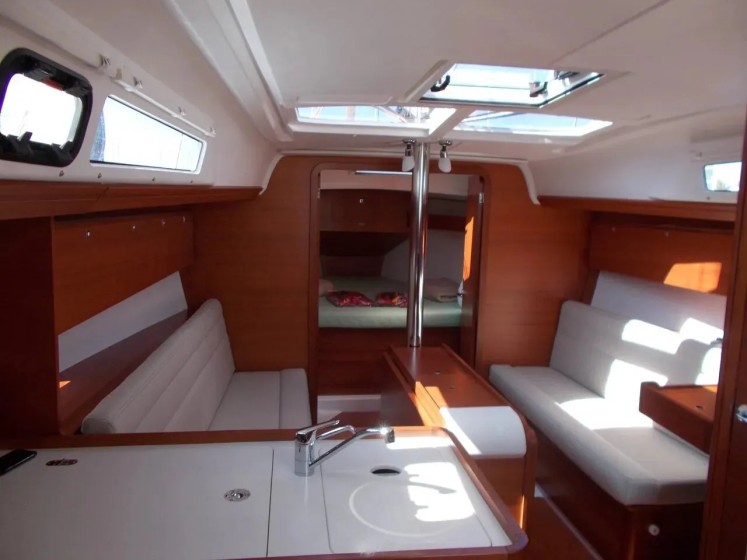 Dufour 350 Adventure - Boatscribe.com