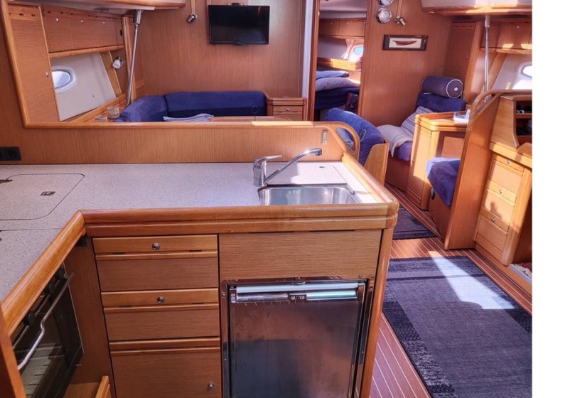 Bavaria 44 Vision - Boatscribe.com