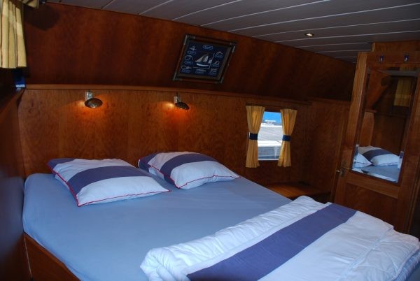 Consonant 1100 - Boatscribe.com