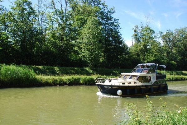 Consonant 1100 - Boatscribe.com