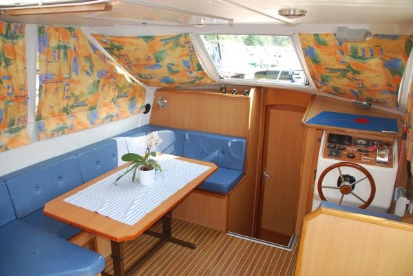 Tarpon 37 - Boatscribe.com