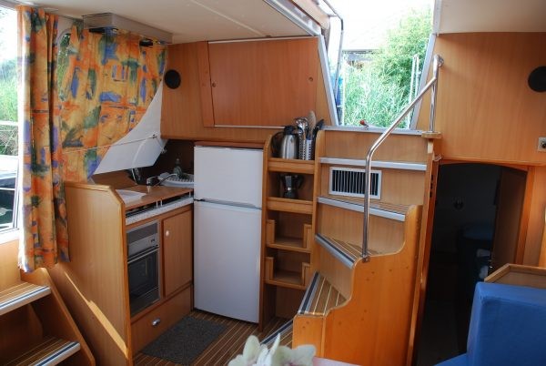 Tarpon 37 - Boatscribe.com