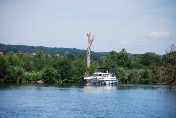 Tarpon 37 - Boatscribe.com