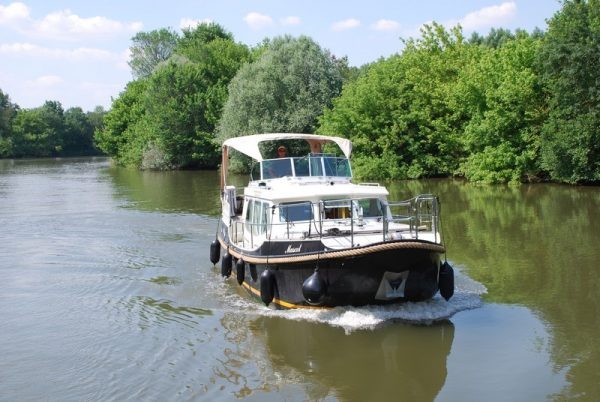 Linssen Dutch Sturdy 320 - Boatscribe.com