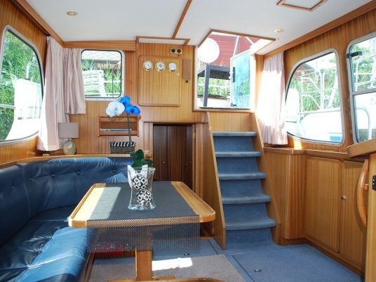 Linssen Dutch Sturdy 320 - Boatscribe.com