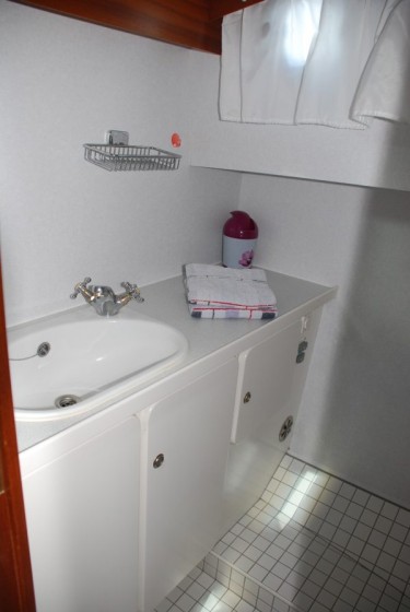 Linssen Dutch Sturdy 320 - Boatscribe.com