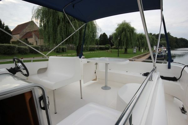 Haines Rive 34 - Boatscribe.com