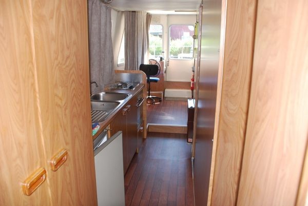 Espade 1150 Fly - Boatscribe.com