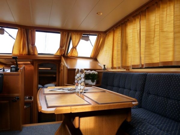 Gruno 38 Classic - Boatscribe.com