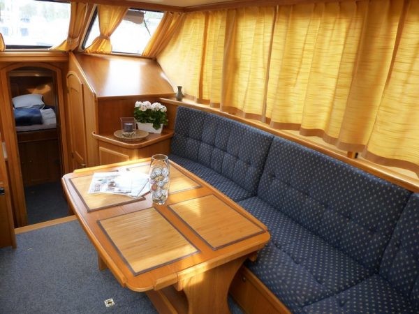 Gruno 38 Classic - Boatscribe.com