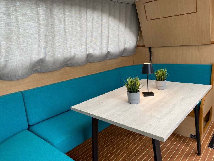 Haines 38 - Boatscribe.com