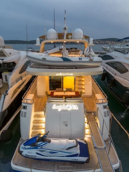 Amer 86 - Boatscribe.com