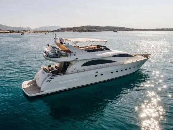 Amer 86 - Boatscribe.com
