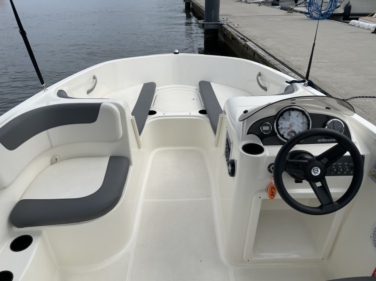 Bayliner E16 - Boatscribe.com