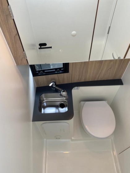 Futura 40 Grand Horizon - Boatscribe.com