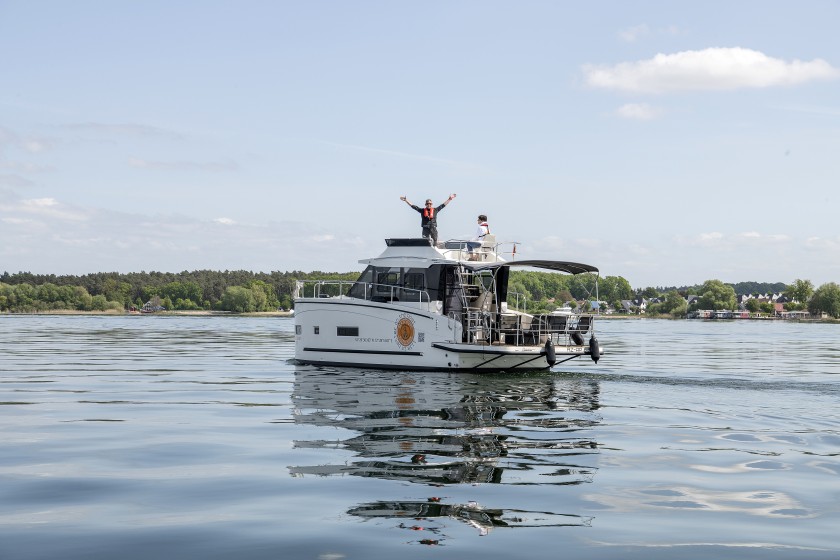 Futura 40 Grand Horizon - Boatscribe.com