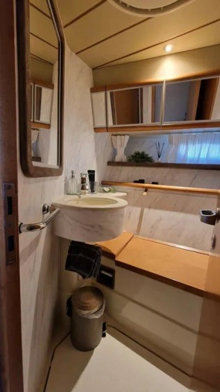 Ferretti 52 - Boatscribe.com