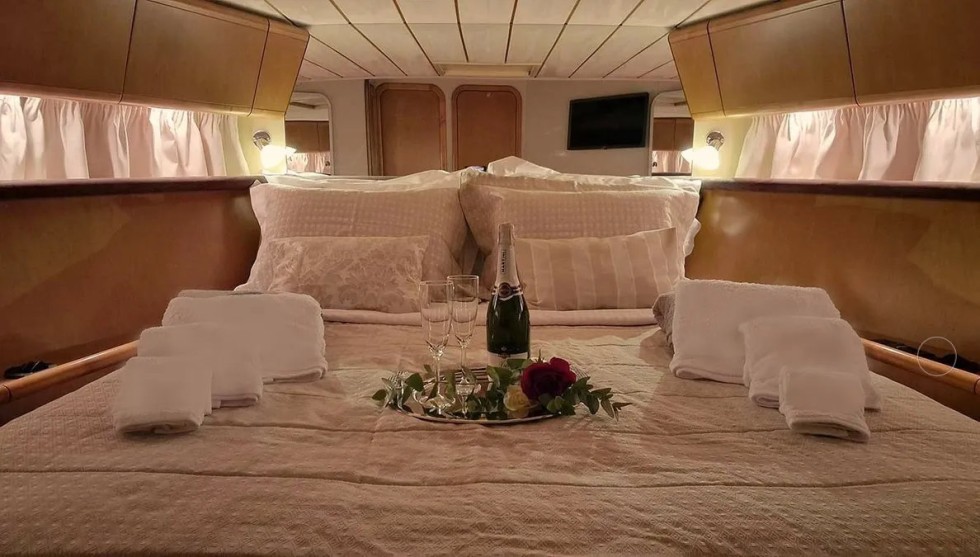 Ferretti 52 - Boatscribe.com