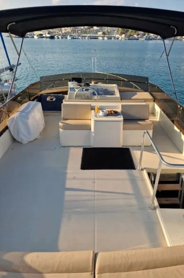 Ferretti 52 - Boatscribe.com