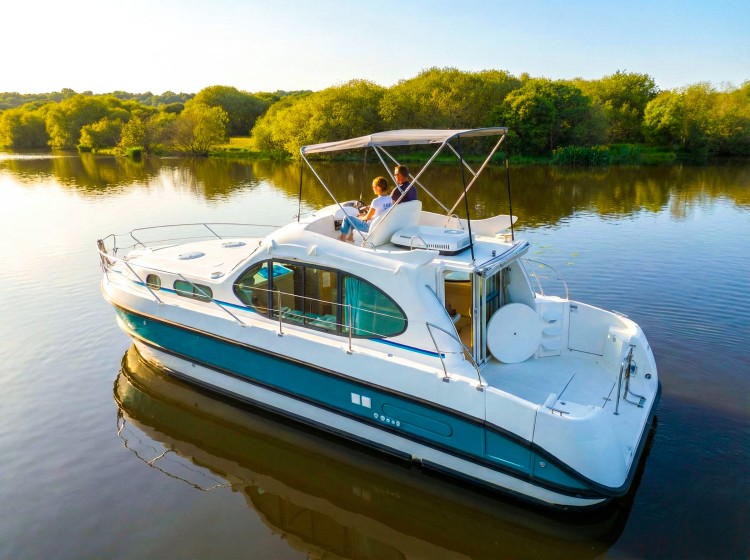 Estivale Quattro S - Boatscribe.com