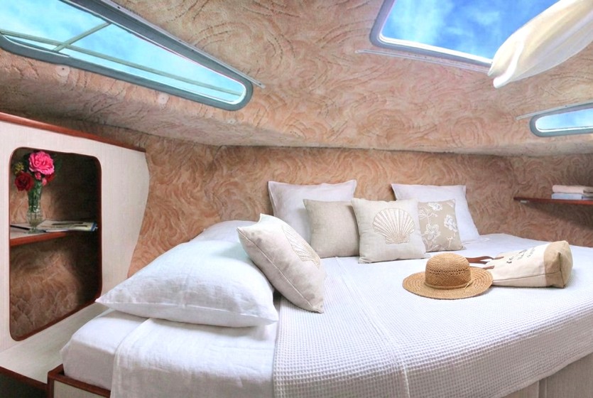 Sedan 1160 - Boatscribe.com