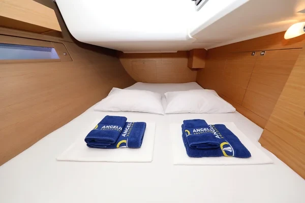 Dufour 412 GL - Boatscribe.com