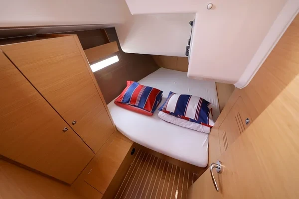 Dufour 412 GL - Boatscribe.com