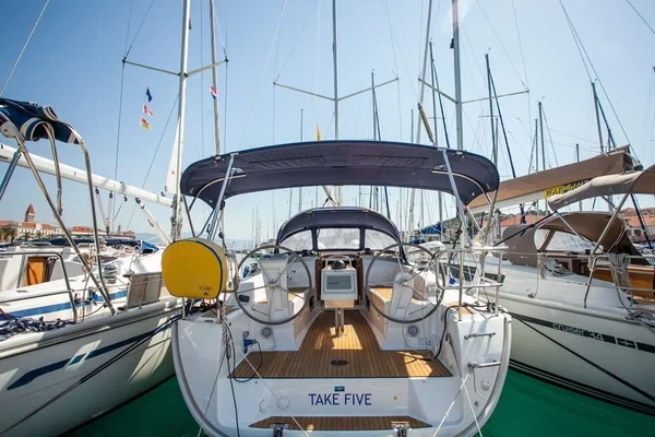 Bavaria 34 Cruiser - Boatscribe.com