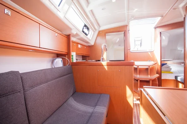Bavaria 34 Cruiser - Boatscribe.com