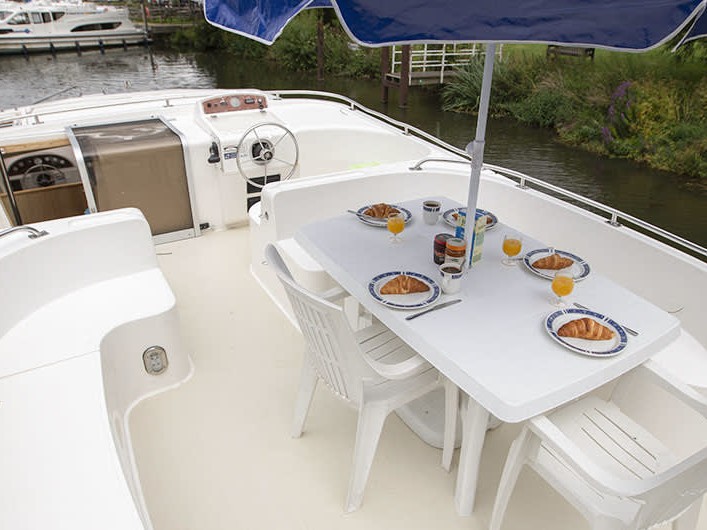 Le Boat Classique Star - Boatscribe.com