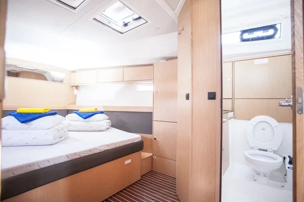 Bavaria 46 Cruiser - Boatscribe.com