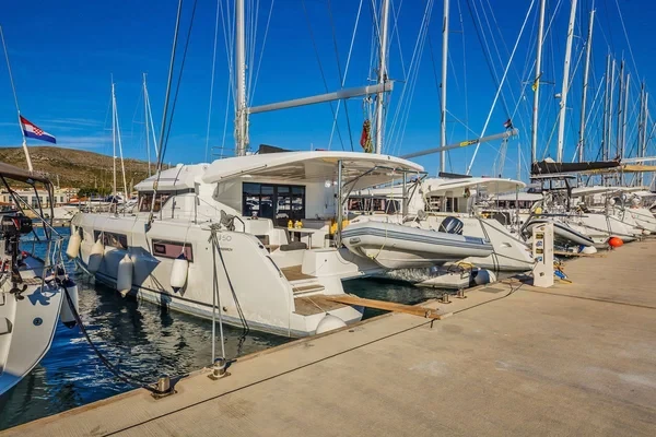 Lagoon 50 - Boatscribe.com