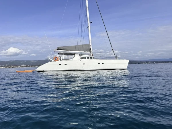 Lagoon 570 - Boatscribe.com