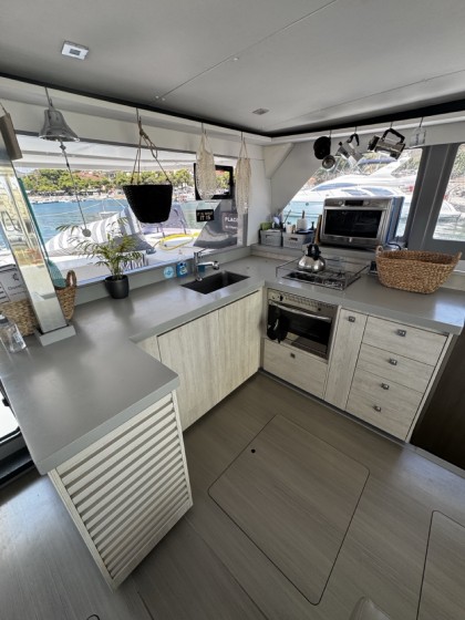 Leopard 45 - Boatscribe.com