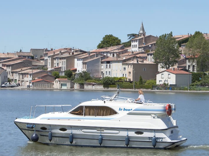 Le Boat Countess - Boatscribe.com