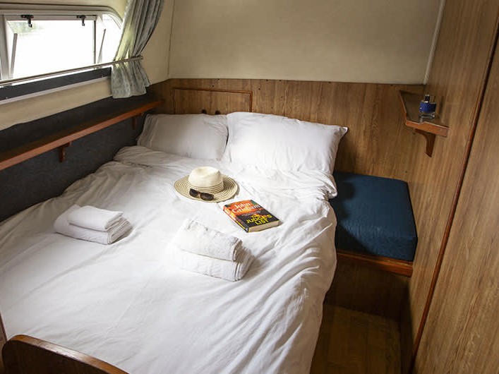 Le Boat Crusader - Boatscribe.com