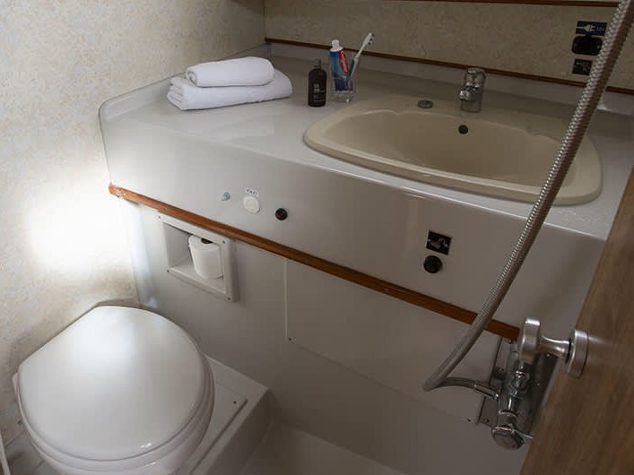 Le Boat Crusader - Boatscribe.com