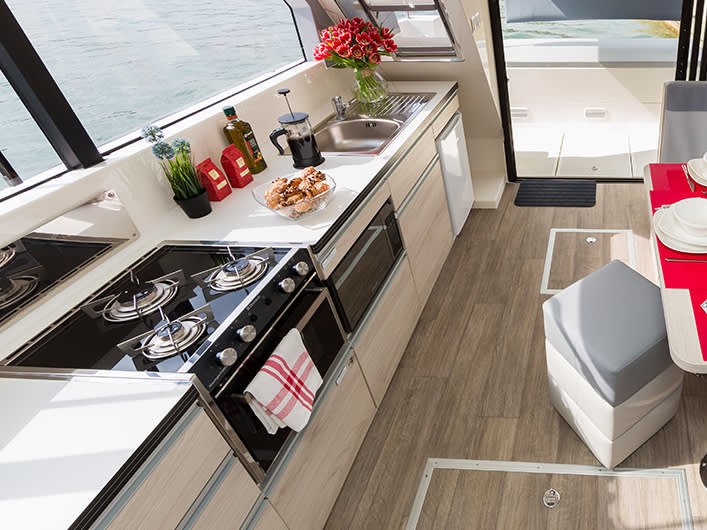 Le Boat Horizon 1 - Boatscribe.com