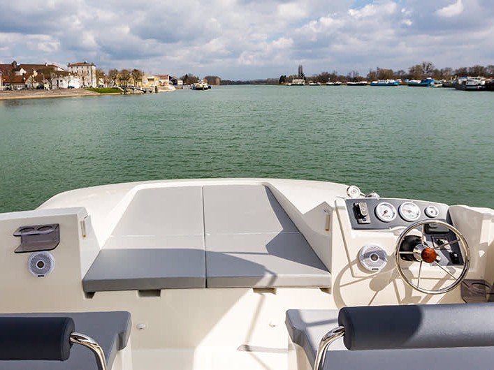 Le Boat Horizon 2 - Boatscribe.com