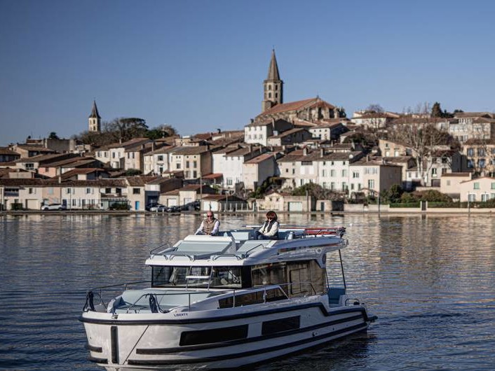 Liberty - Boatscribe.com